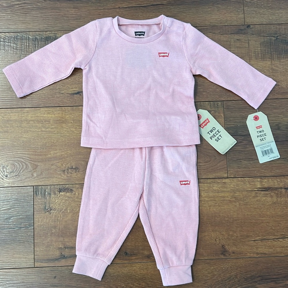 Levi’s two piece set